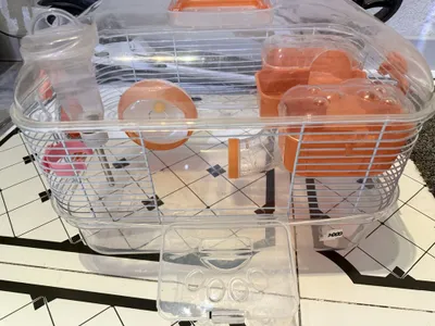 Продается клетка для хомяков