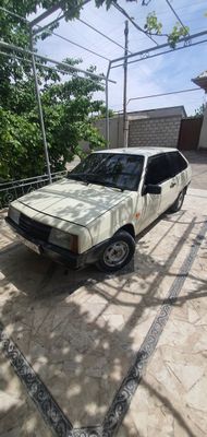 Lada Vaz 21 08