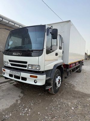 Isuzu 10 tonnalik yuk mashinasi (2019 yil)