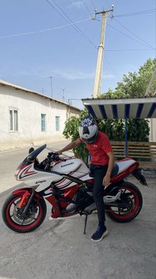 Kawasaki 650 спорт турист