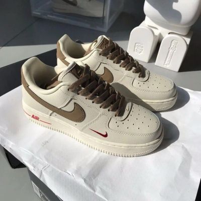 Nike Air Force бежевая расцветка