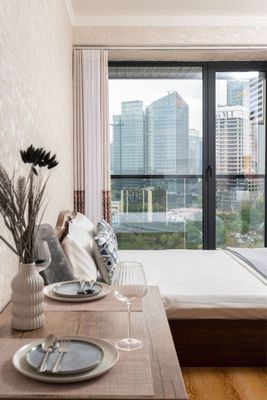 U Tower bir xona