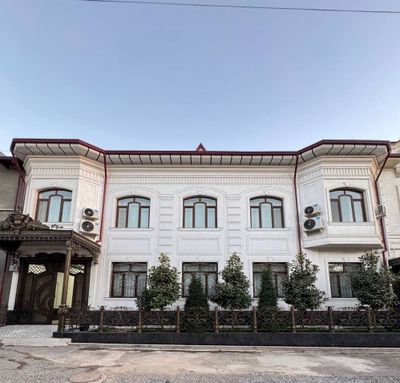 Юнус Абад 6 соток 10 комнат 700кв.м