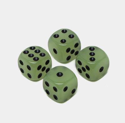 Кубики / зарики игральные для настольных игр комплект 100 штук