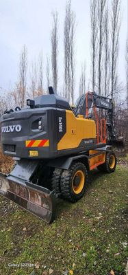 Экскаватор VOLVO EW140E