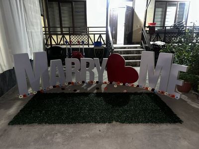 MARY ME sotladi Sahna