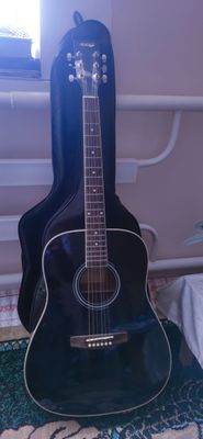 gitara akustika