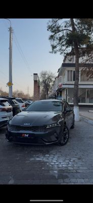 Kia k5 отлично состояние!!