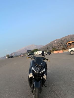 Skuter s maxx qora