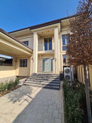 центр Луначарского Дом 6 соток