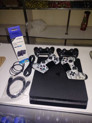 Playstation4 slim 500 gb 6.72 hen oʻrnatilgan