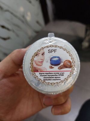 Spf krem (ulitka tuxumidan)
