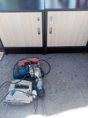 Продаются деревянные две тумбочки. 200 тыс. сум.