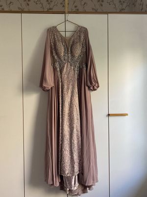 Вечернее/свадебное платье