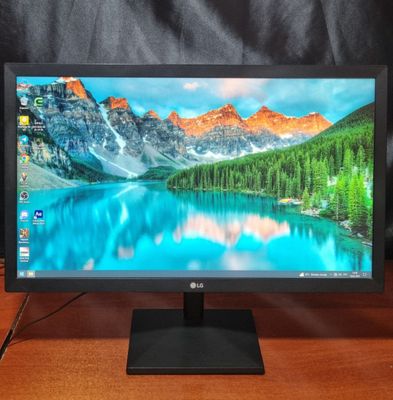 Monitor LG 22MK400A