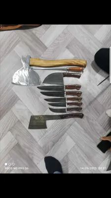 Qassob akalarga katta boltali nabor toplami