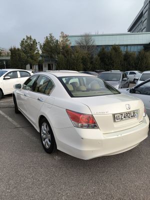 Авто Honda Accord 2009