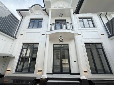 Евро Дома Метро Туркистон 2.6-соток