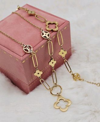 Bijuteriya iz medisinskiy metall. Nabor 135.000