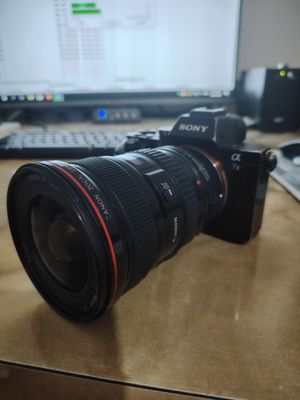 Sony alfa 7 ll sotiladi