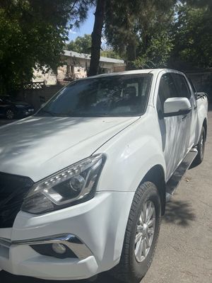Isuzu D MAX turbo