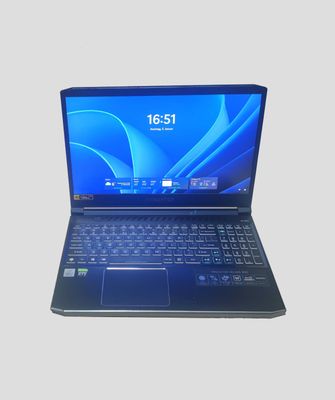 Acer predator helios 300 i7 10th/RTX2060/16/512