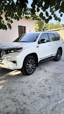 Toyota Land Cruiser 150