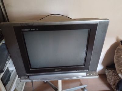 Hissense tv kalonka ushlamidi