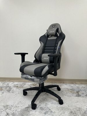 Игровое Компьютерное Геймерское Кресло Furgle