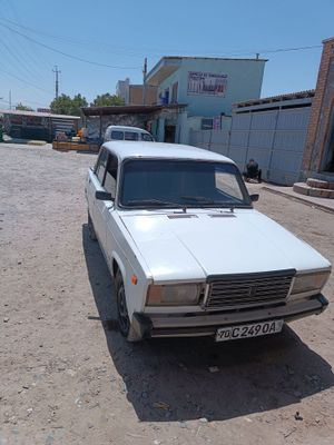 vaz 2105 mator yaxshi ozro ishi bor variant bor gaz propap