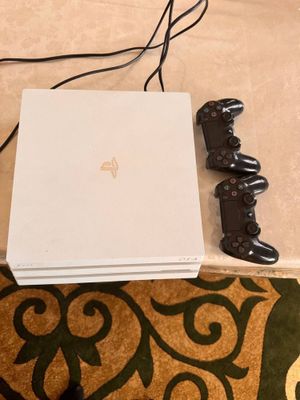 Ps4 v otlichnom sostayanie