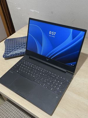Продаётся HP Victus