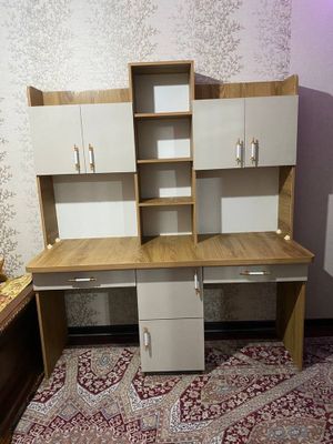 Стол Письменный двухместний, Корона