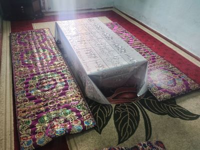 Qarshi markazidan uy sotiladi