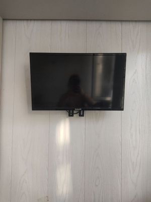 Продам рабочий телевизор 24