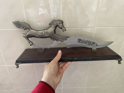 Продаются сувенирные подарочные ножи