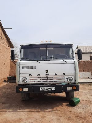 KAMAZ 5511 sotiladi