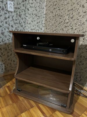 Продается ТВ-полка