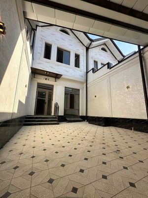 Продаётся Евро Коттедж Хонабад 1,8 сот 224,0 кв.м. 5 комнат