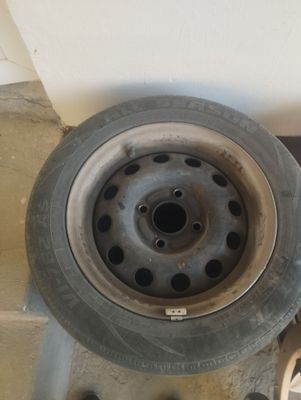 Srojna 14 diska balon sotiladi