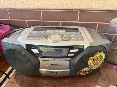 Магнитофон CD и кассета