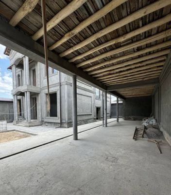 Срочная продажа 4.5 сотки нового дома на улице Амира Темура.