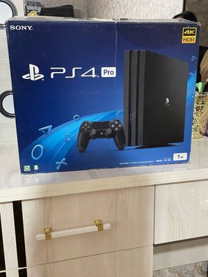 Playsteyshn PS 4 Pro