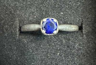Кольцо из серебра 925 пробы с кристаллом Swarovski