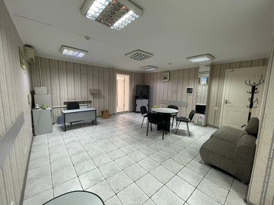 Срочно сдается нежилое помещение офис 70м2 бадамзар ул Амур-Темур