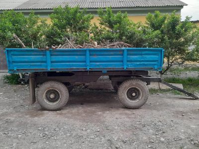 Traktor 40 sotiladi