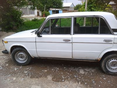 Vaz 2106 avtomobili sotiladi