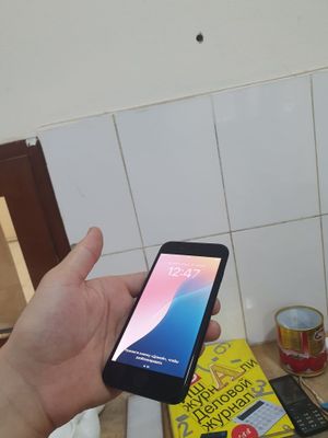 I phone SE blackq