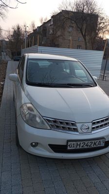 Nissan Tiida 2008