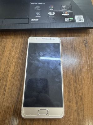 Artel P5 telefon